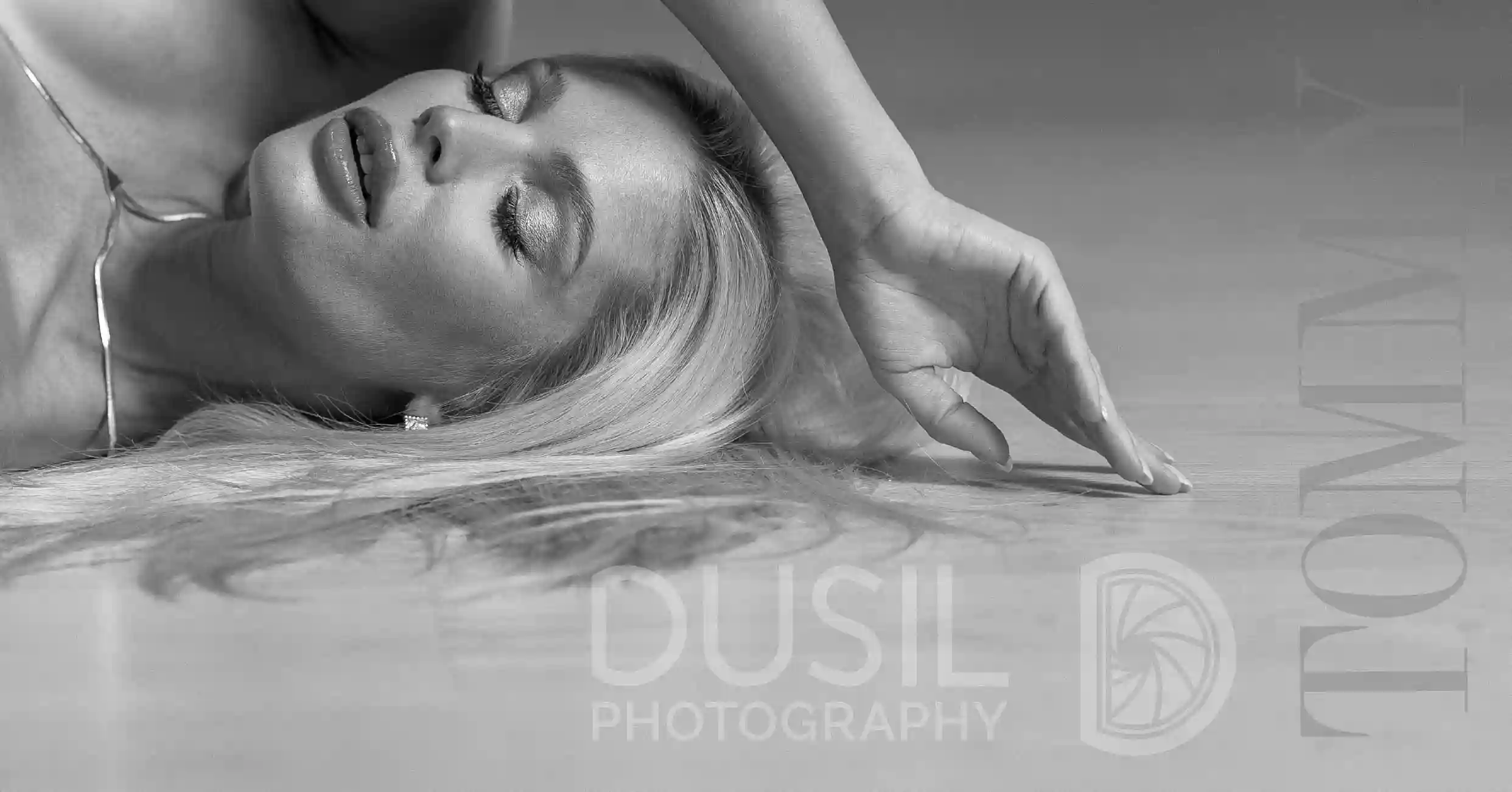 Gabriel Dusil Fine Art Nude Photography, Female Figure Fine Art Portrait, Award-Winning Professional Photographer Portfolio